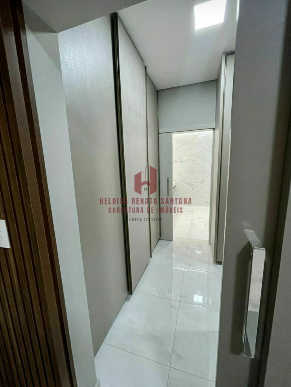 Casa de Condomínio com 4 quartos à venda, 310m² — foto 13 de 24