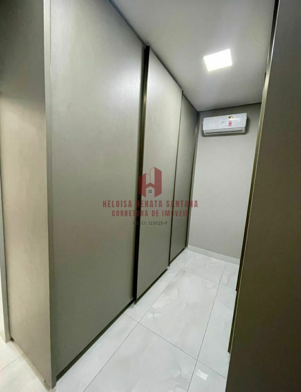 Casa de Condomínio com 4 quartos à venda, 310m² — foto 17 de 24