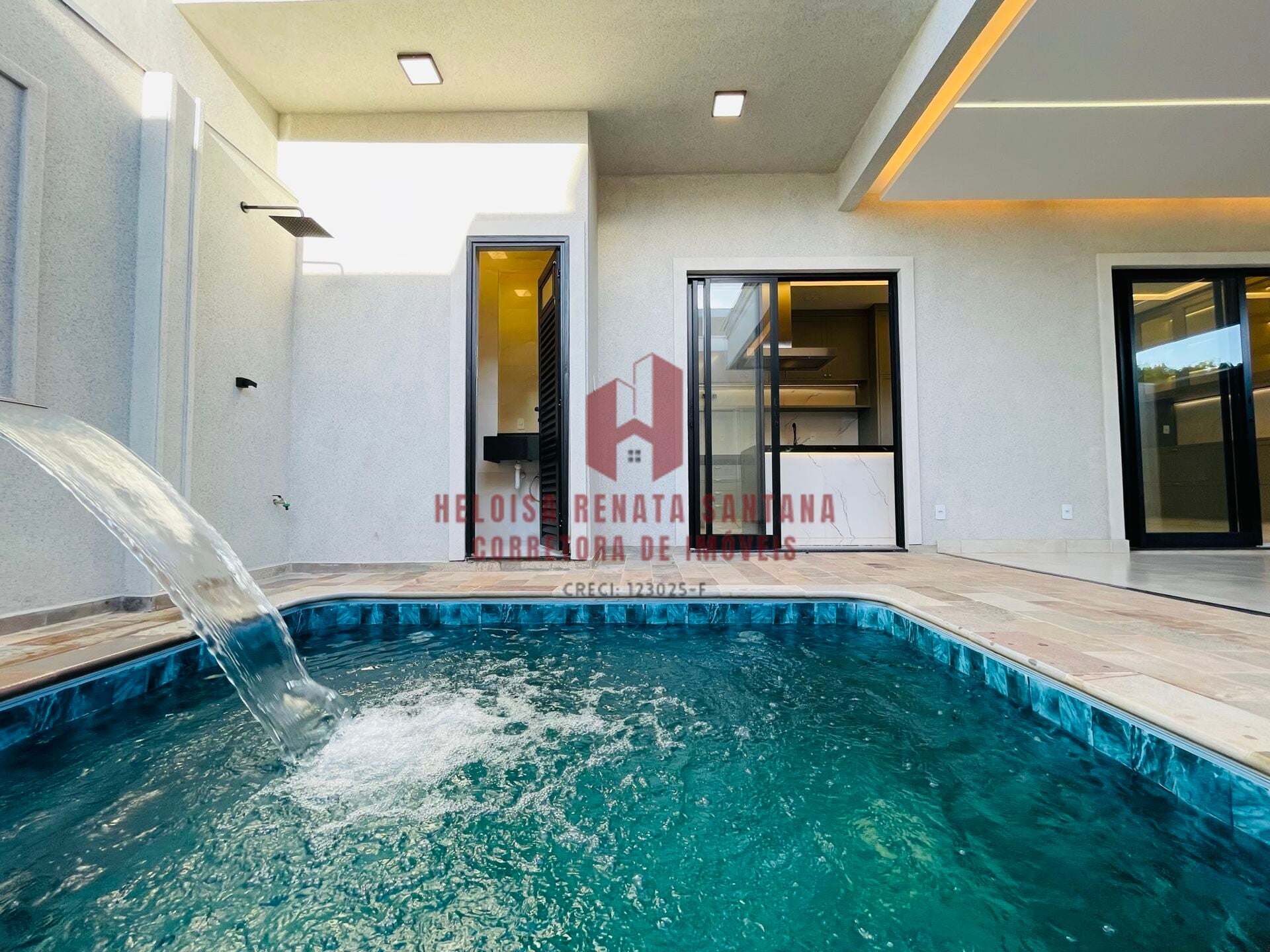 Casa de Condomínio com 3 quartos à venda, 170m² — foto 5 de 34