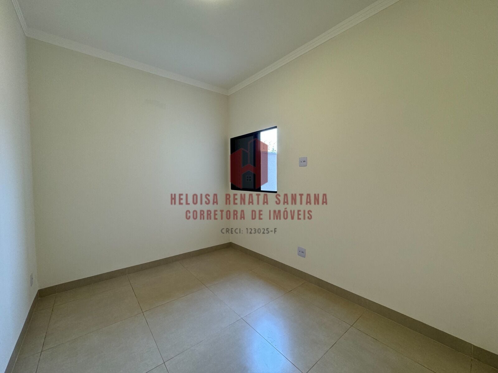 Casa com 3 quartos à venda, 100m² — foto 9 de 18