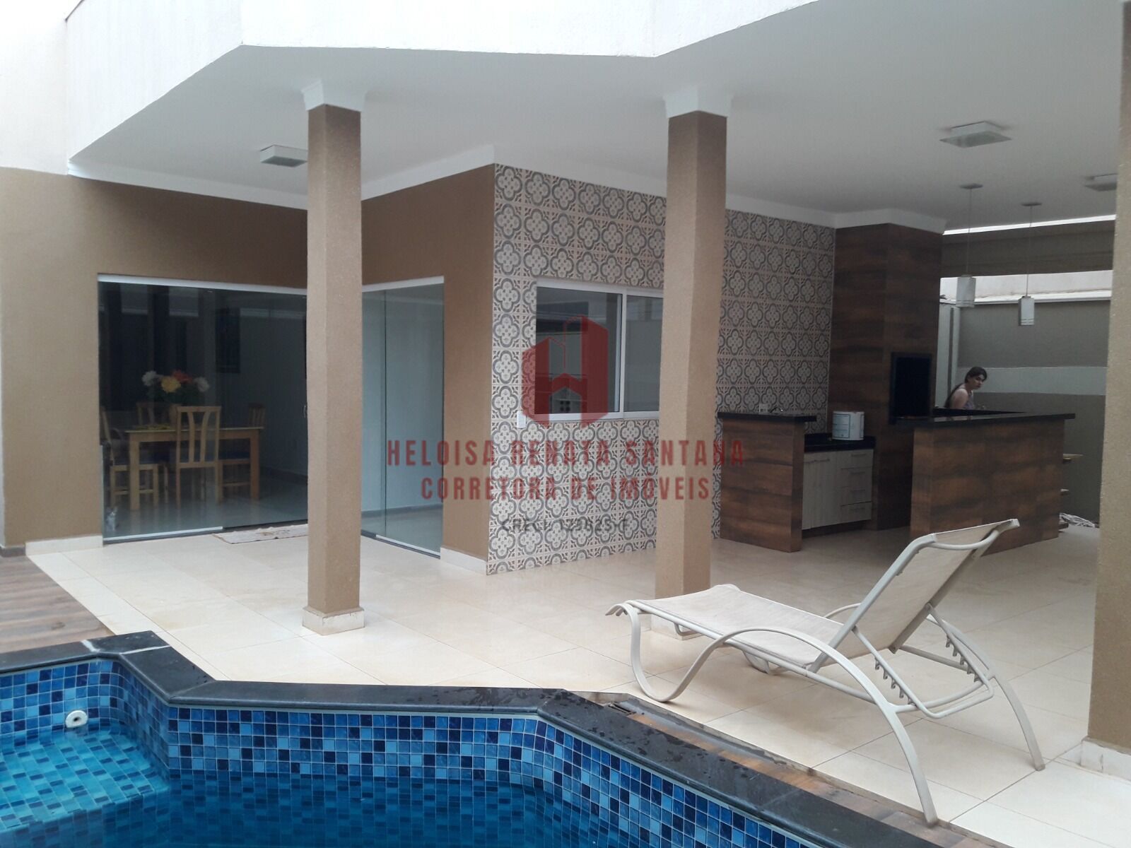 Casa de Condomínio com 3 quartos à venda, 180m² — foto 8 de 25