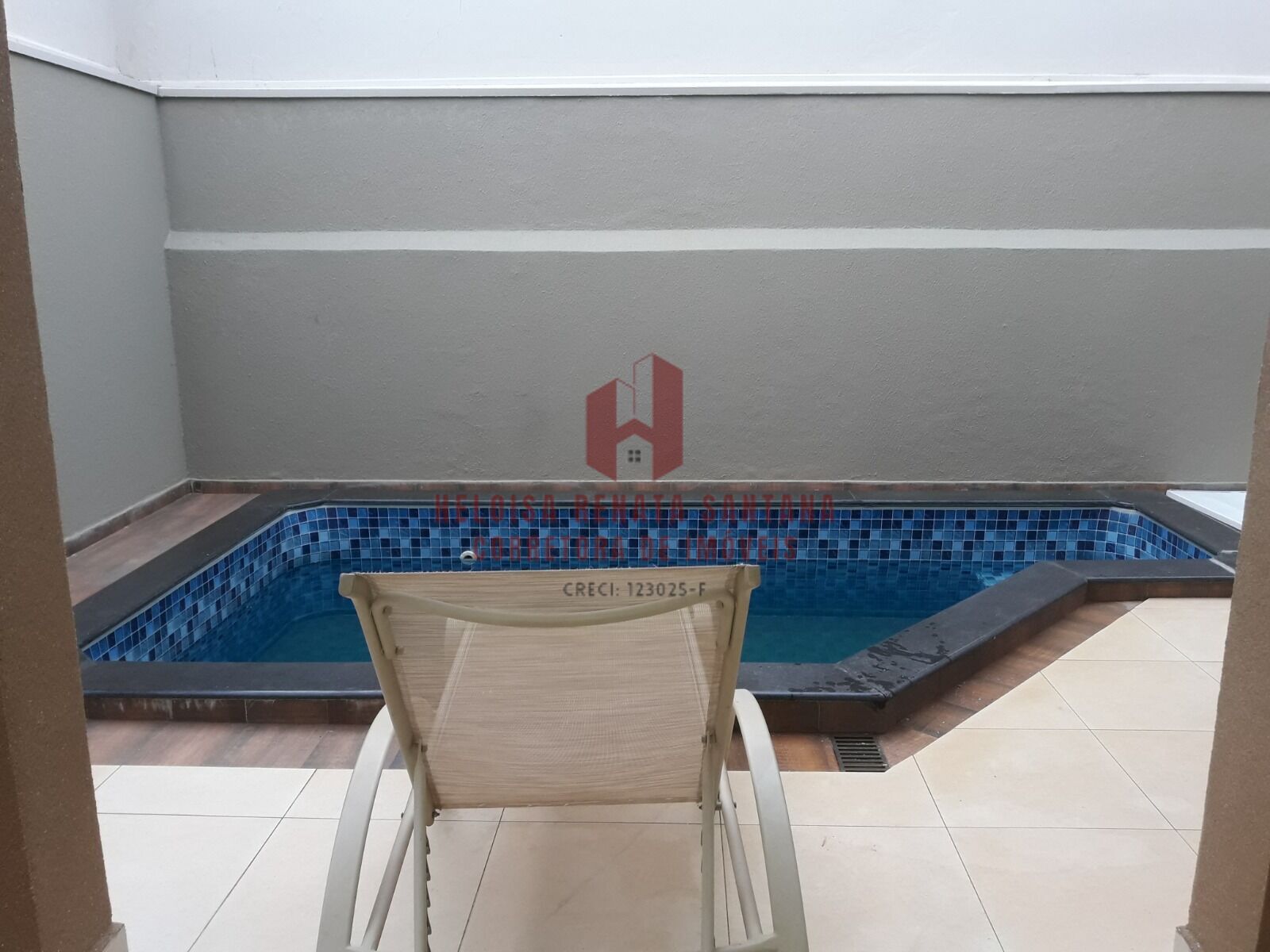 Casa de Condomínio com 3 quartos à venda, 180m² — foto 11 de 25