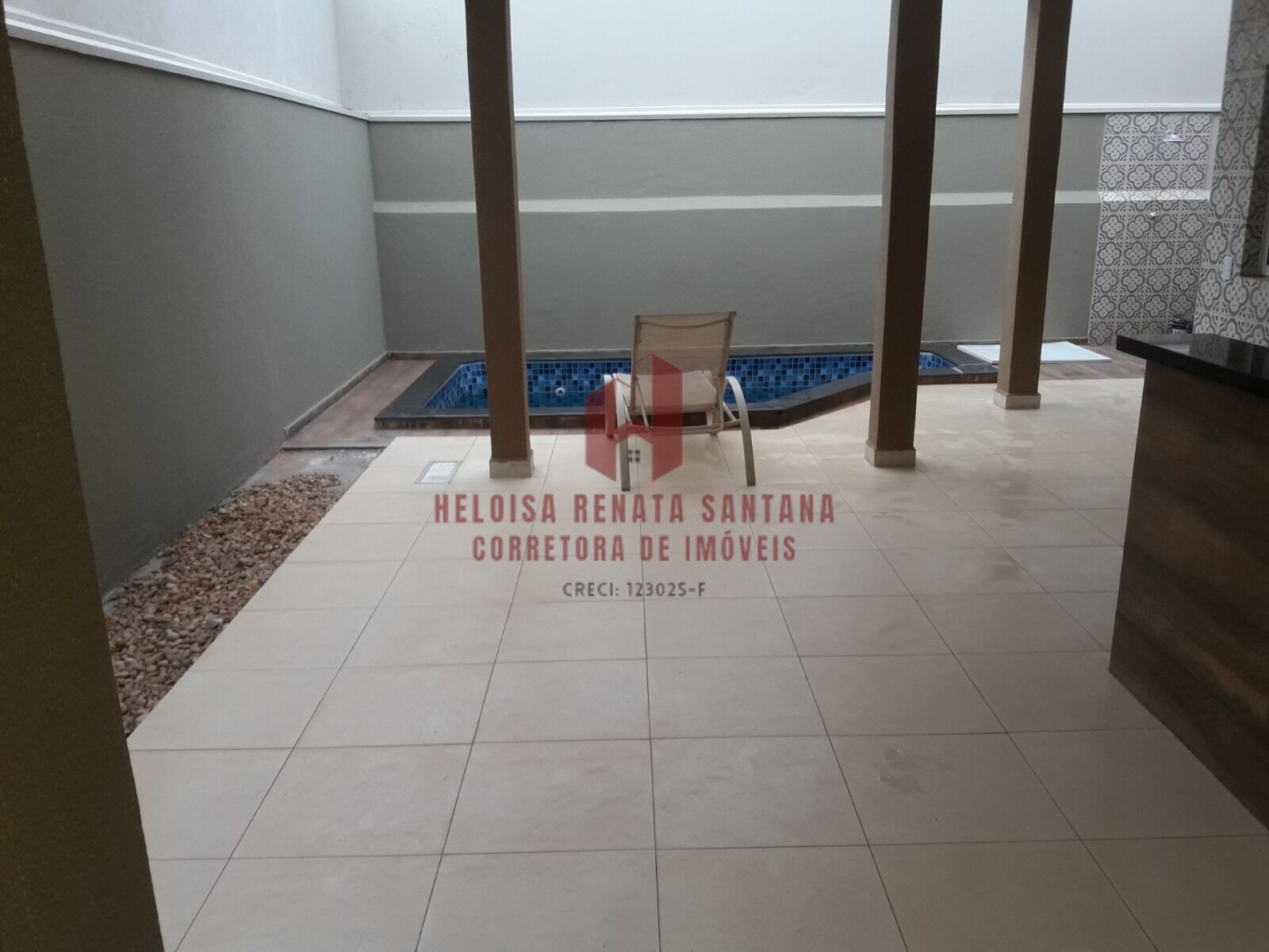 Casa de Condomínio com 3 quartos à venda, 180m² — foto 10 de 25