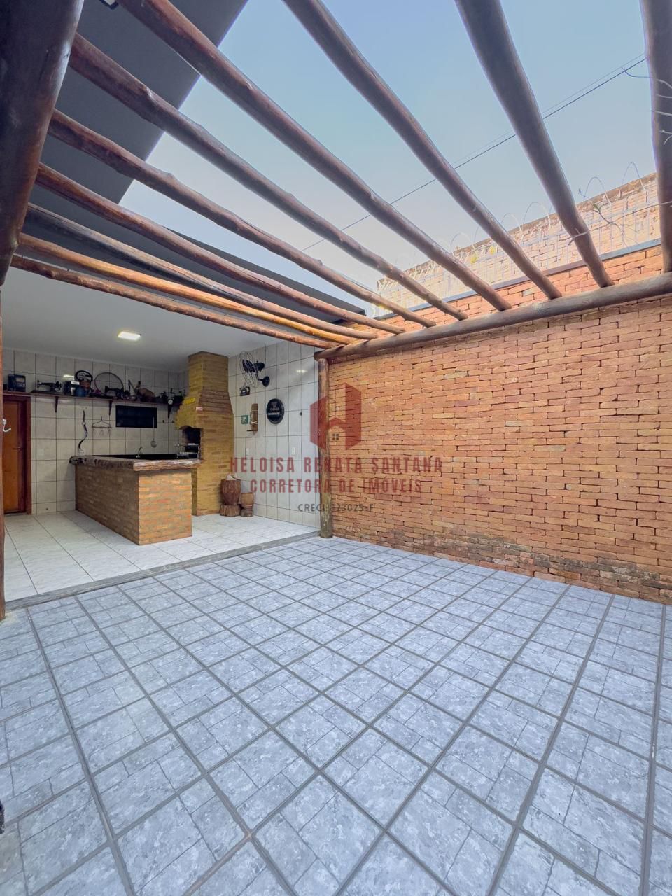Casa com 3 quartos à venda, 212m² — foto 25 de 27