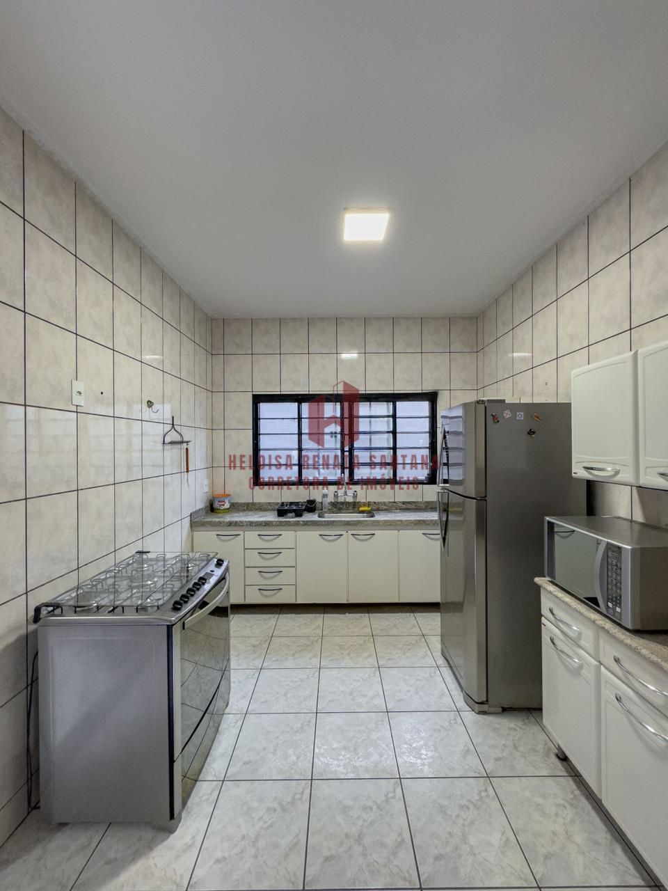 Casa com 3 quartos à venda, 212m² — foto 9 de 27