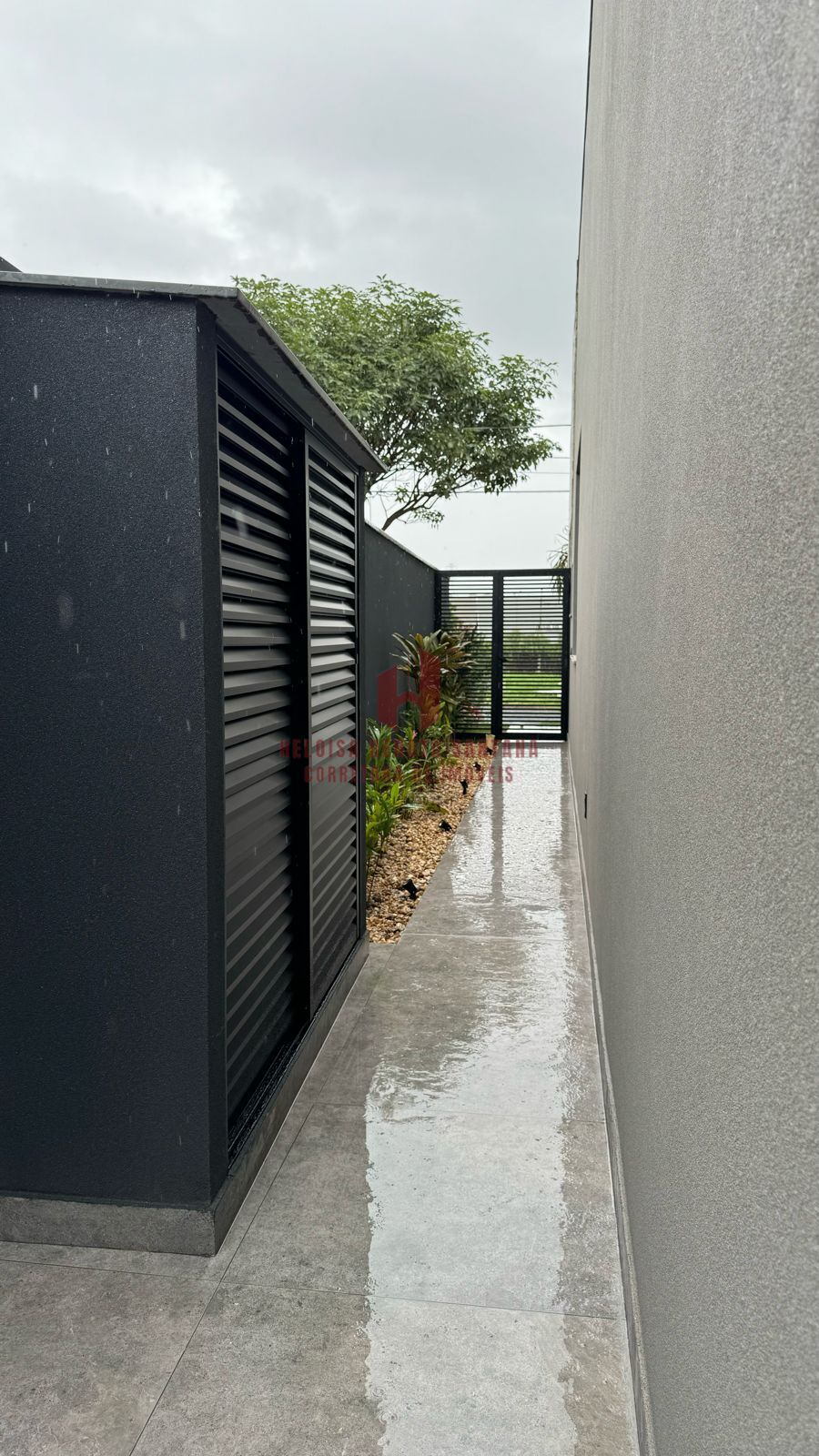 Casa de Condomínio com 3 quartos à venda, 223m² — foto 24 de 25