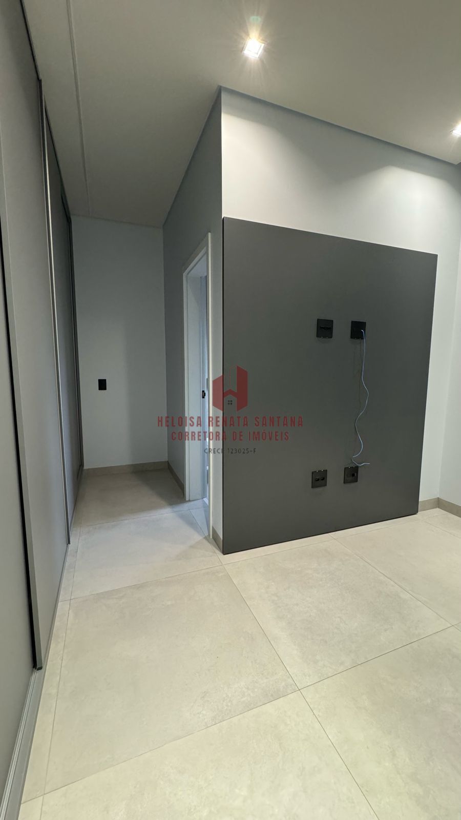 Casa de Condomínio com 3 quartos à venda, 223m² — foto 11 de 25