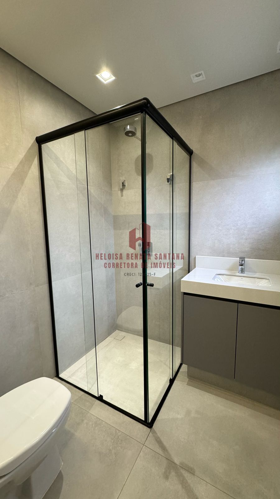 Casa de Condomínio com 3 quartos à venda, 223m² — foto 18 de 25