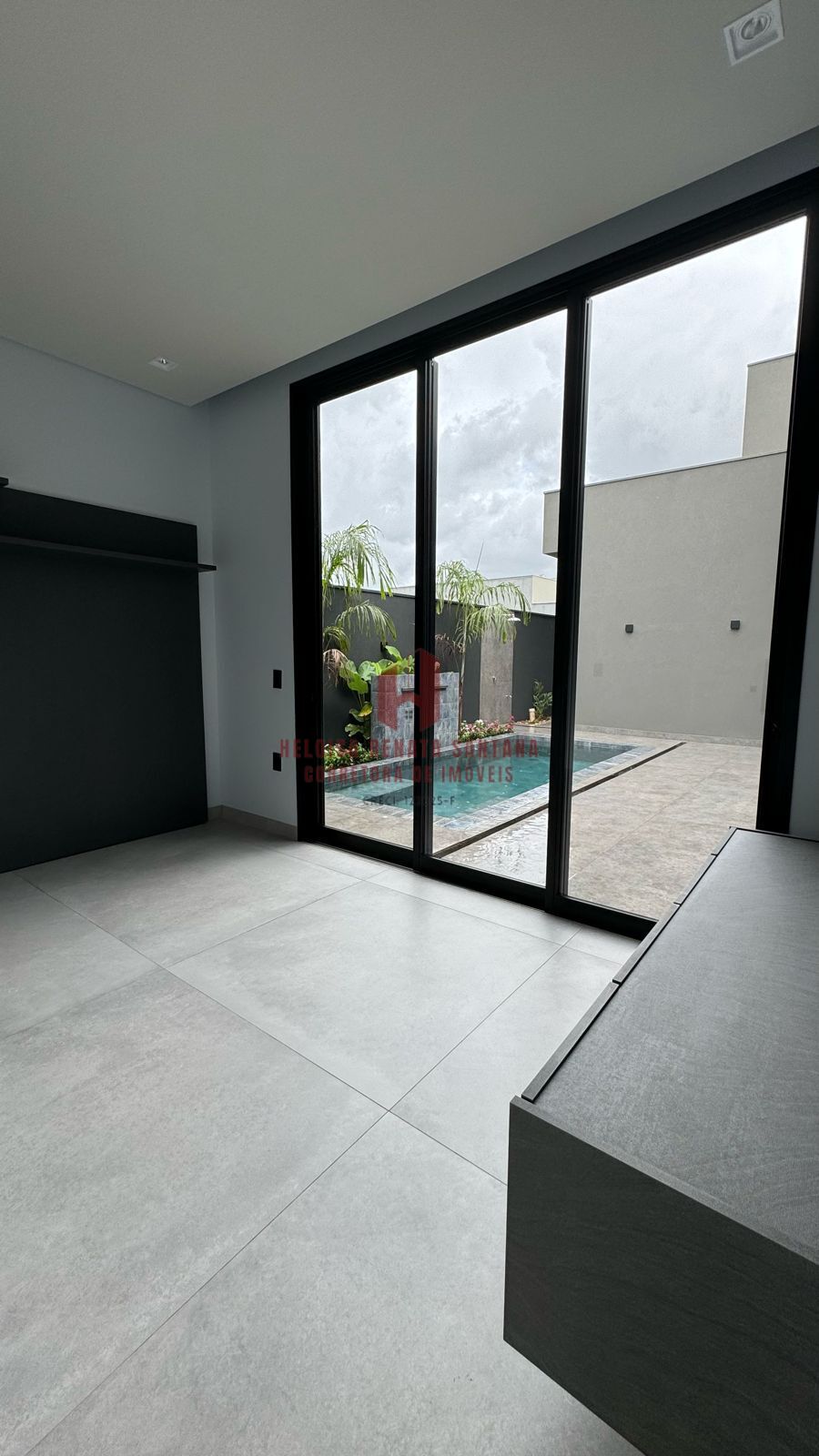 Casa de Condomínio com 3 quartos à venda, 223m² — foto 14 de 25