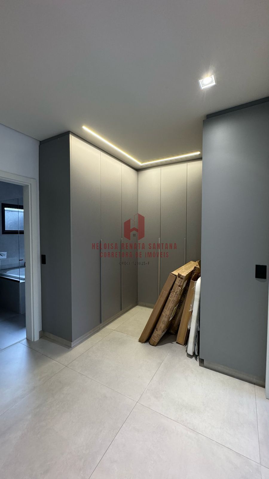 Casa de Condomínio com 3 quartos à venda, 223m² — foto 12 de 25