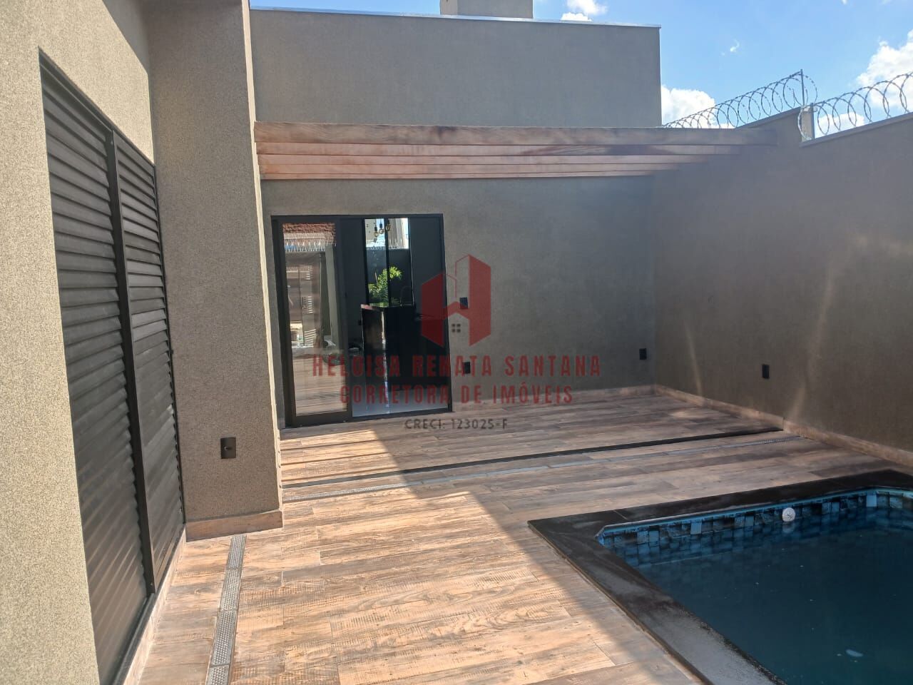 Casa com 3 quartos à venda, 136m² — foto 34 de 37