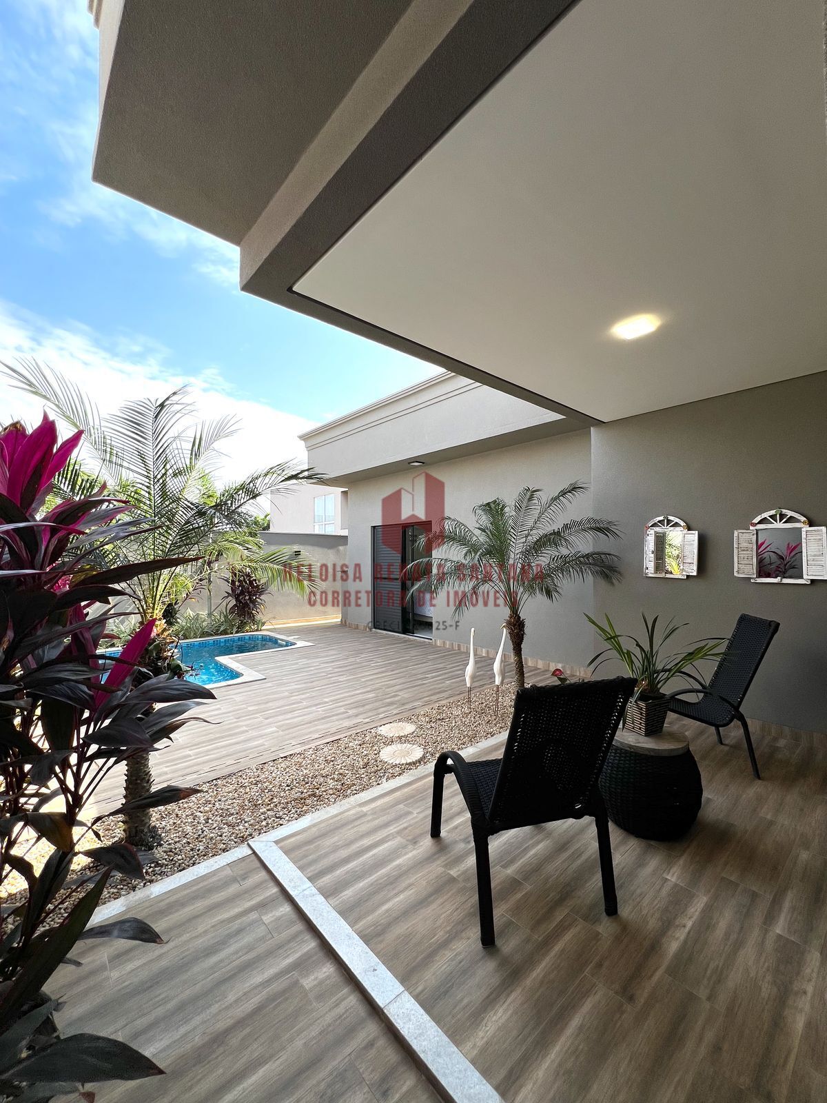 Casa de Condomínio com 3 quartos à venda, 224m² — foto 25 de 26