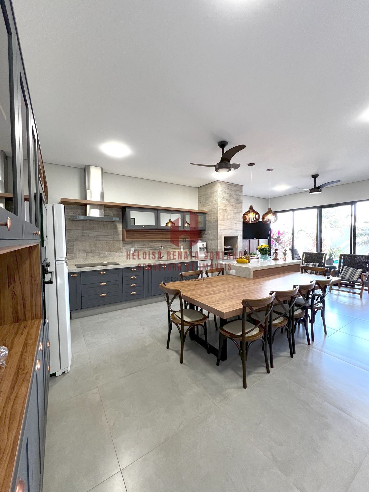 Casa de Condomínio com 3 quartos à venda, 224m² — foto 9 de 26