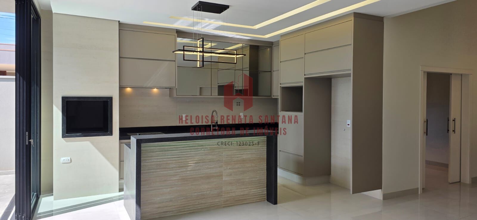 Casa de Condomínio com 3 quartos à venda, 215m² — foto 11 de 33