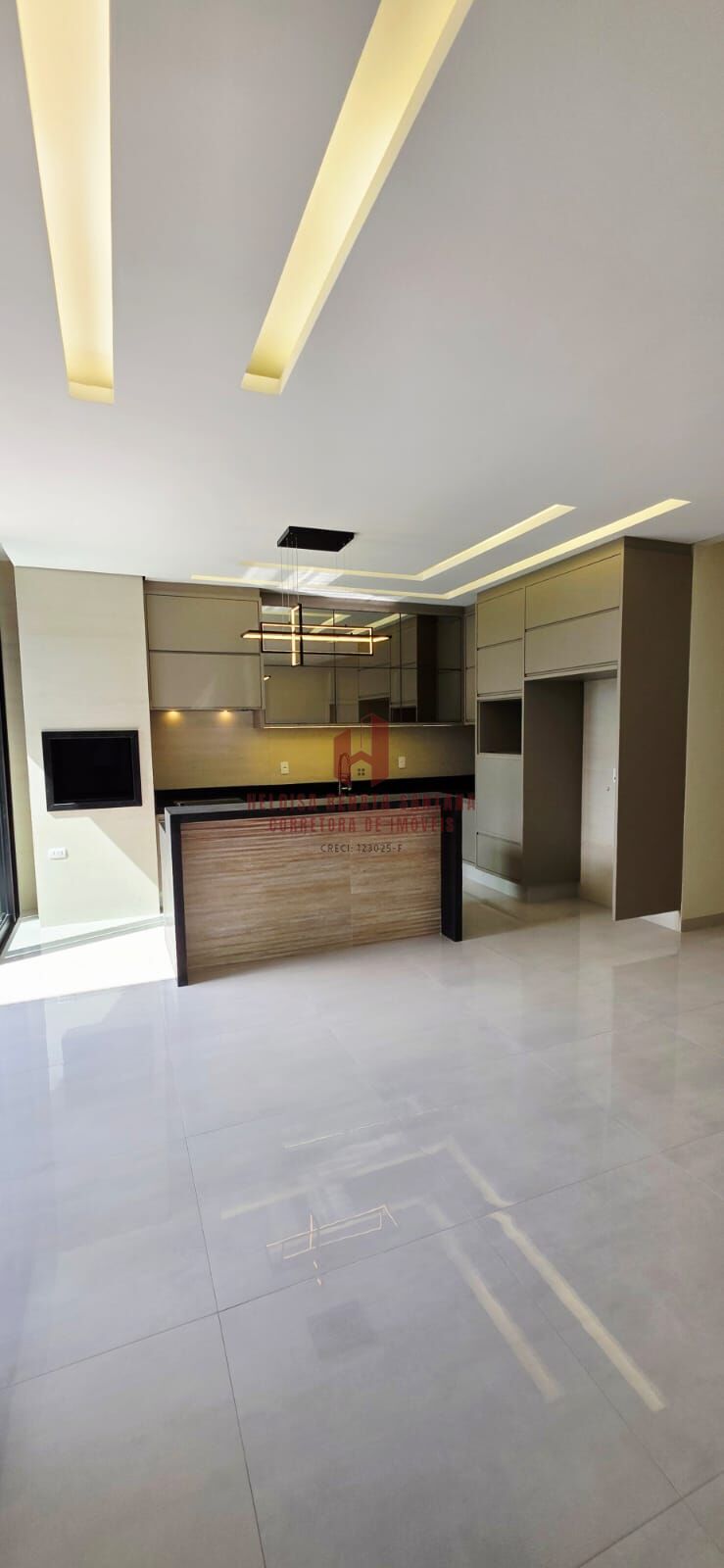 Casa de Condomínio com 3 quartos à venda, 215m² — foto 10 de 33