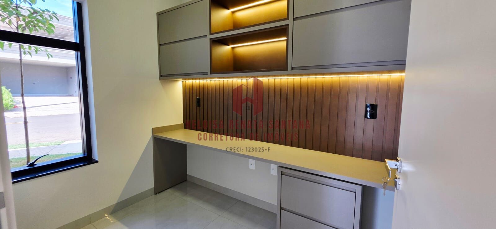 Casa de Condomínio com 3 quartos à venda, 215m² — foto 16 de 33