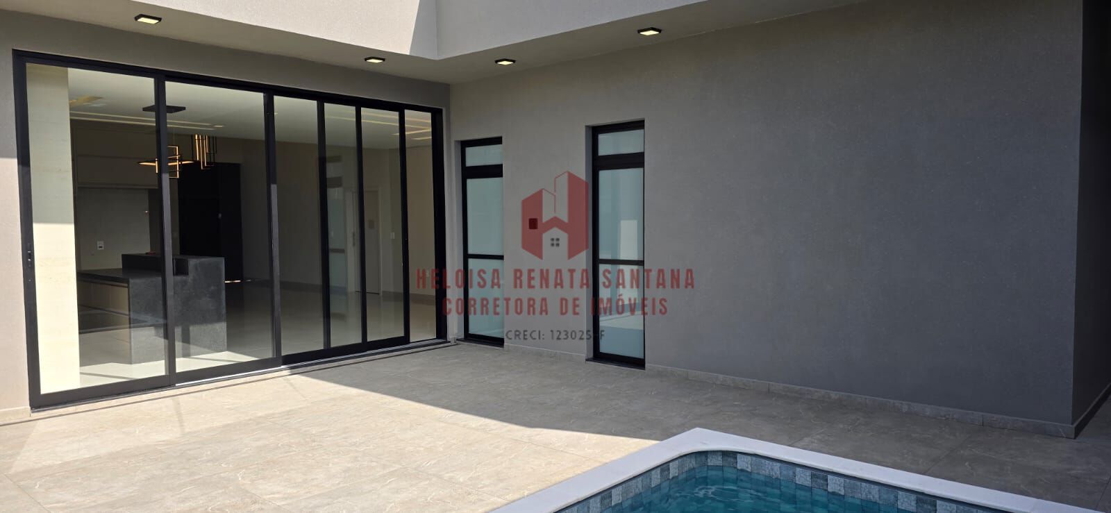 Casa de Condomínio com 3 quartos à venda, 215m² — foto 32 de 33