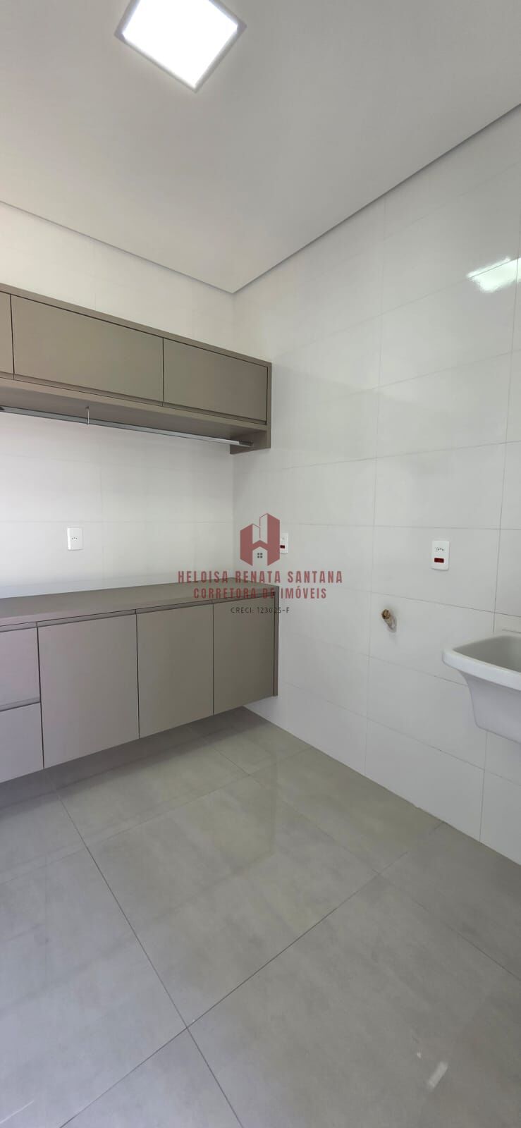 Casa de Condomínio com 3 quartos à venda, 215m² — foto 27 de 33