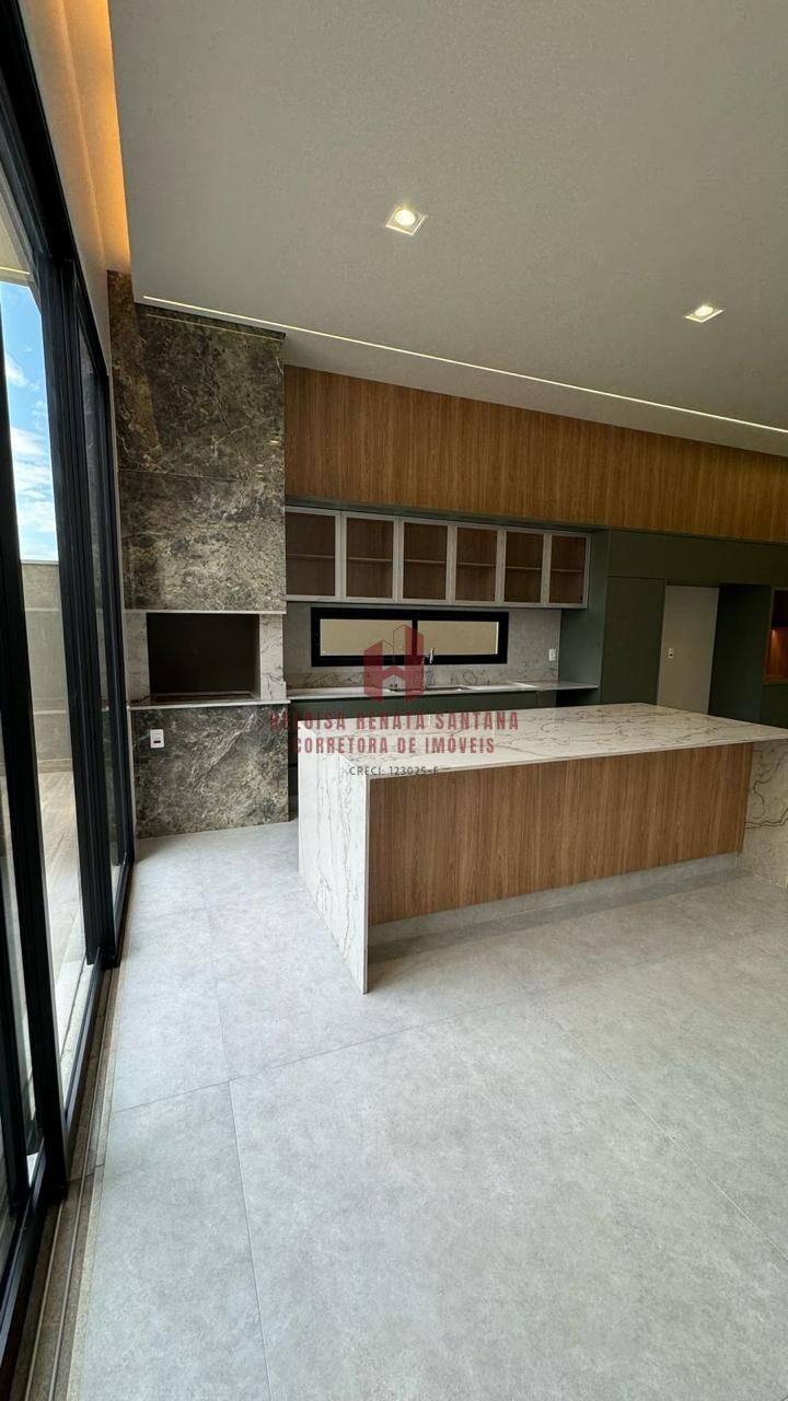 Casa de Condomínio com 3 quartos à venda, 219m² — foto 5 de 28