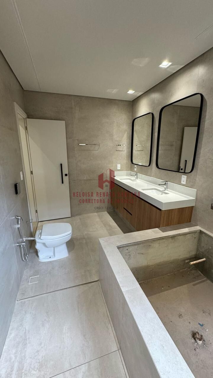 Casa de Condomínio com 3 quartos à venda, 219m² — foto 18 de 28