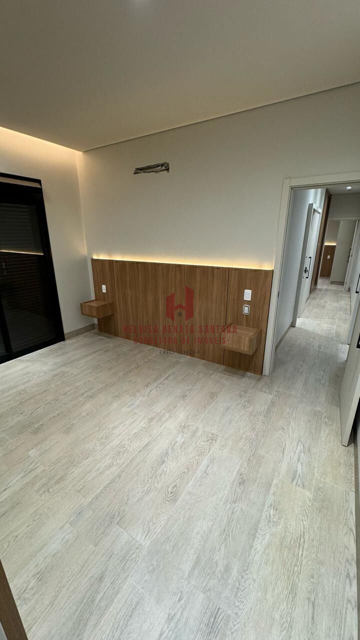 Casa de Condomínio com 3 quartos à venda, 219m² — foto 13 de 28