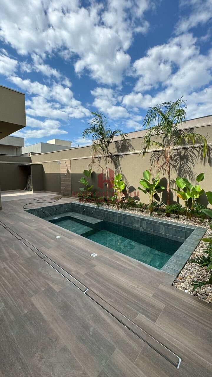 Casa de Condomínio com 3 quartos à venda, 219m² — foto 23 de 28
