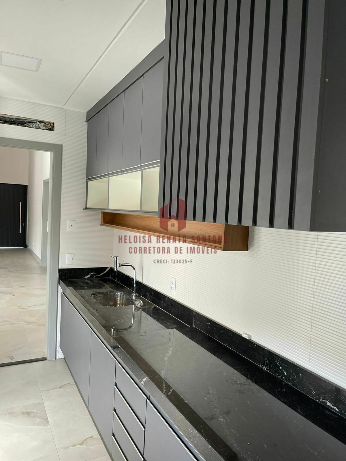 Casa de Condomínio com 3 quartos à venda, 280m² — foto 6 de 28