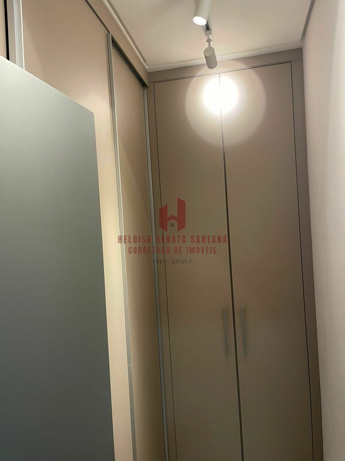 Casa de Condomínio com 3 quartos à venda, 280m² — foto 17 de 28