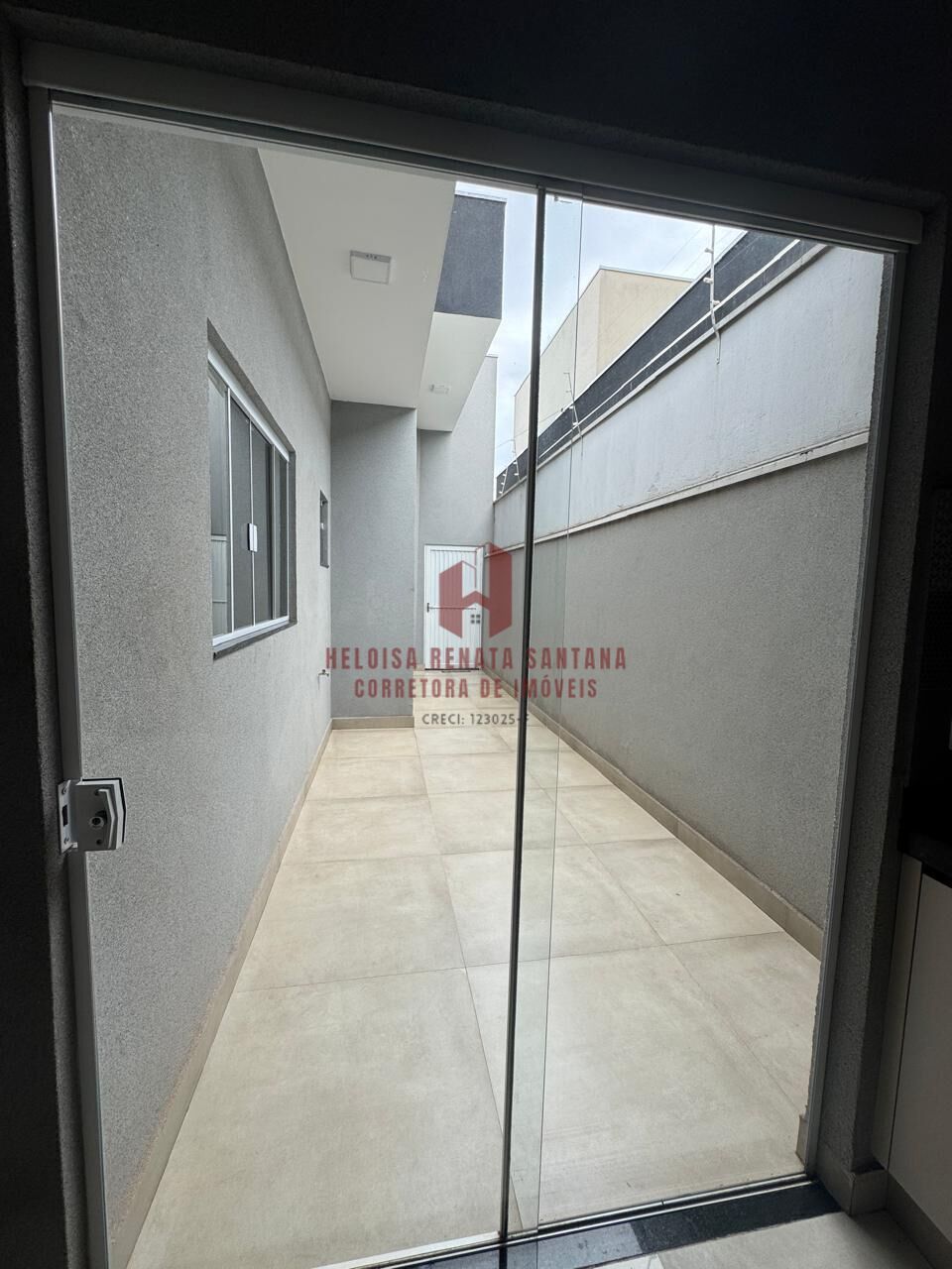 Casa com 3 quartos à venda, 120m² — foto 16 de 18