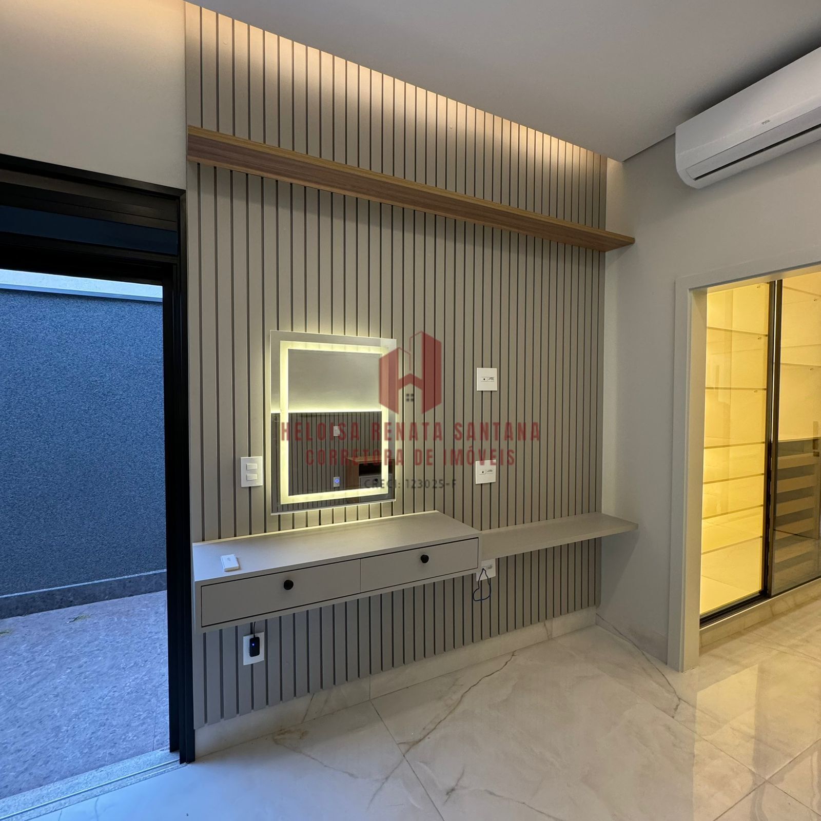 Casa de Condomínio com 4 quartos à venda, 273m² — foto 15 de 21