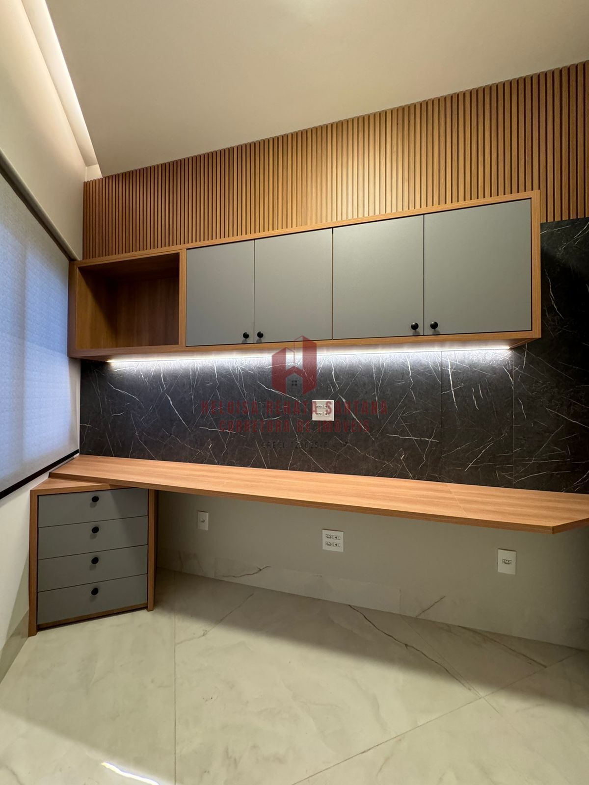 Casa de Condomínio com 4 quartos à venda, 273m² — foto 11 de 21