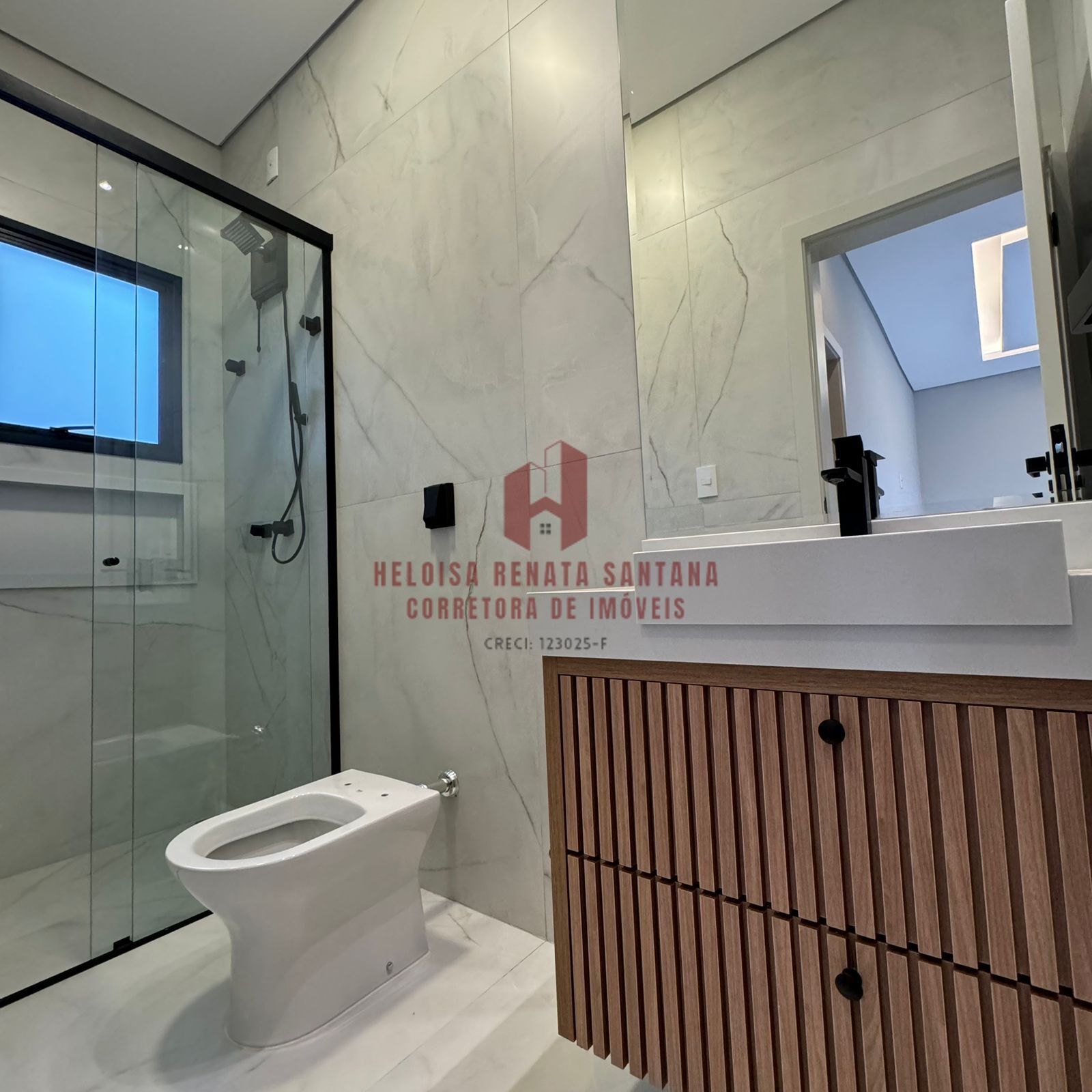 Casa de Condomínio com 4 quartos à venda, 273m² — foto 18 de 21