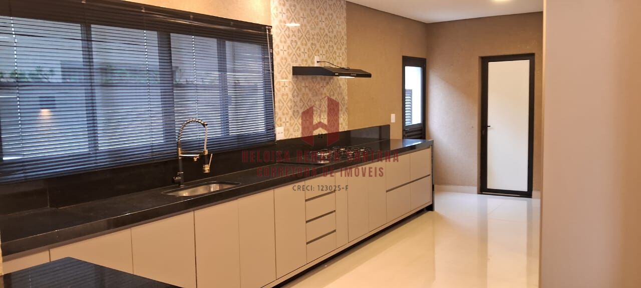 Casa de Condomínio com 3 quartos à venda, 288m² — foto 10 de 45