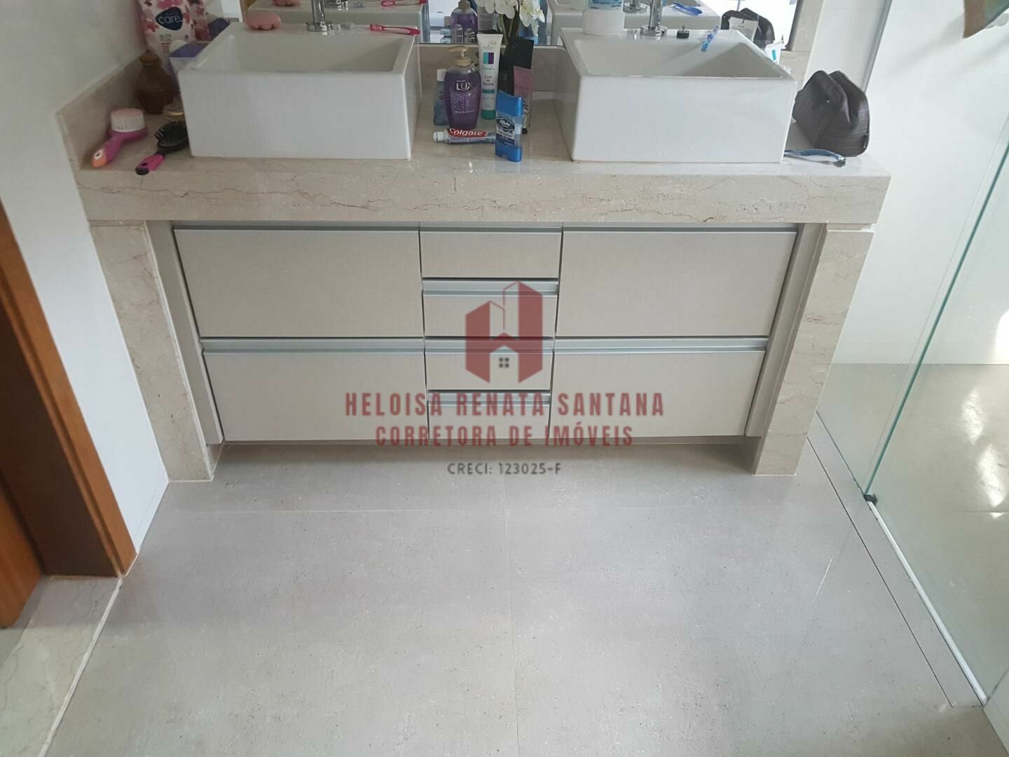 Casa de Condomínio com 3 quartos à venda, 275m² — foto 42 de 44