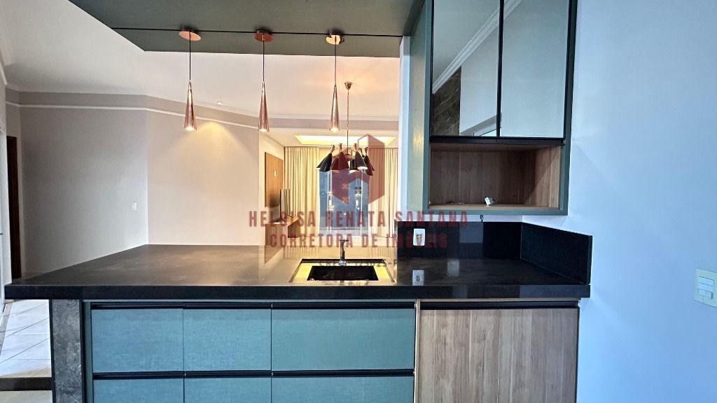 Casa com 3 quartos à venda, 190m² — foto 4 de 41