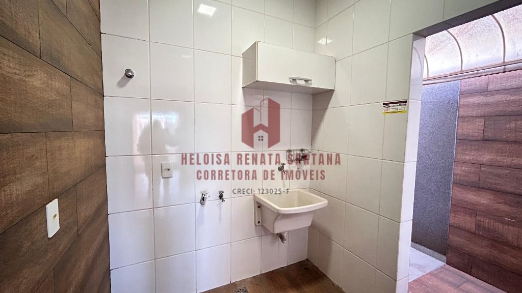 Casa com 3 quartos à venda, 190m² — foto 25 de 41