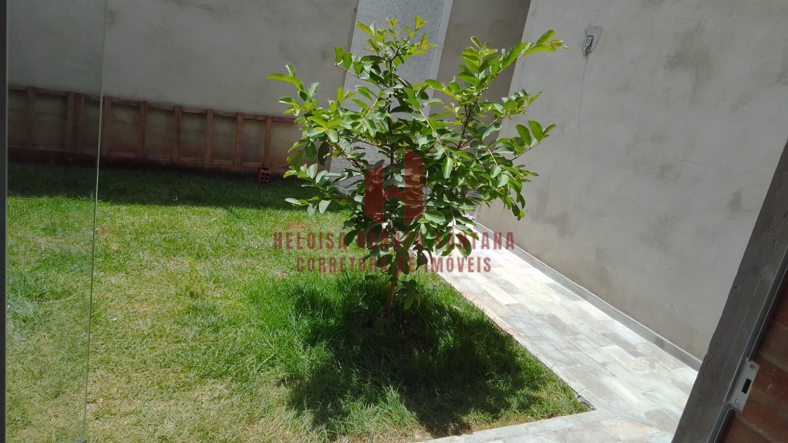Casa com 3 quartos à venda, 120m² — foto 30 de 33