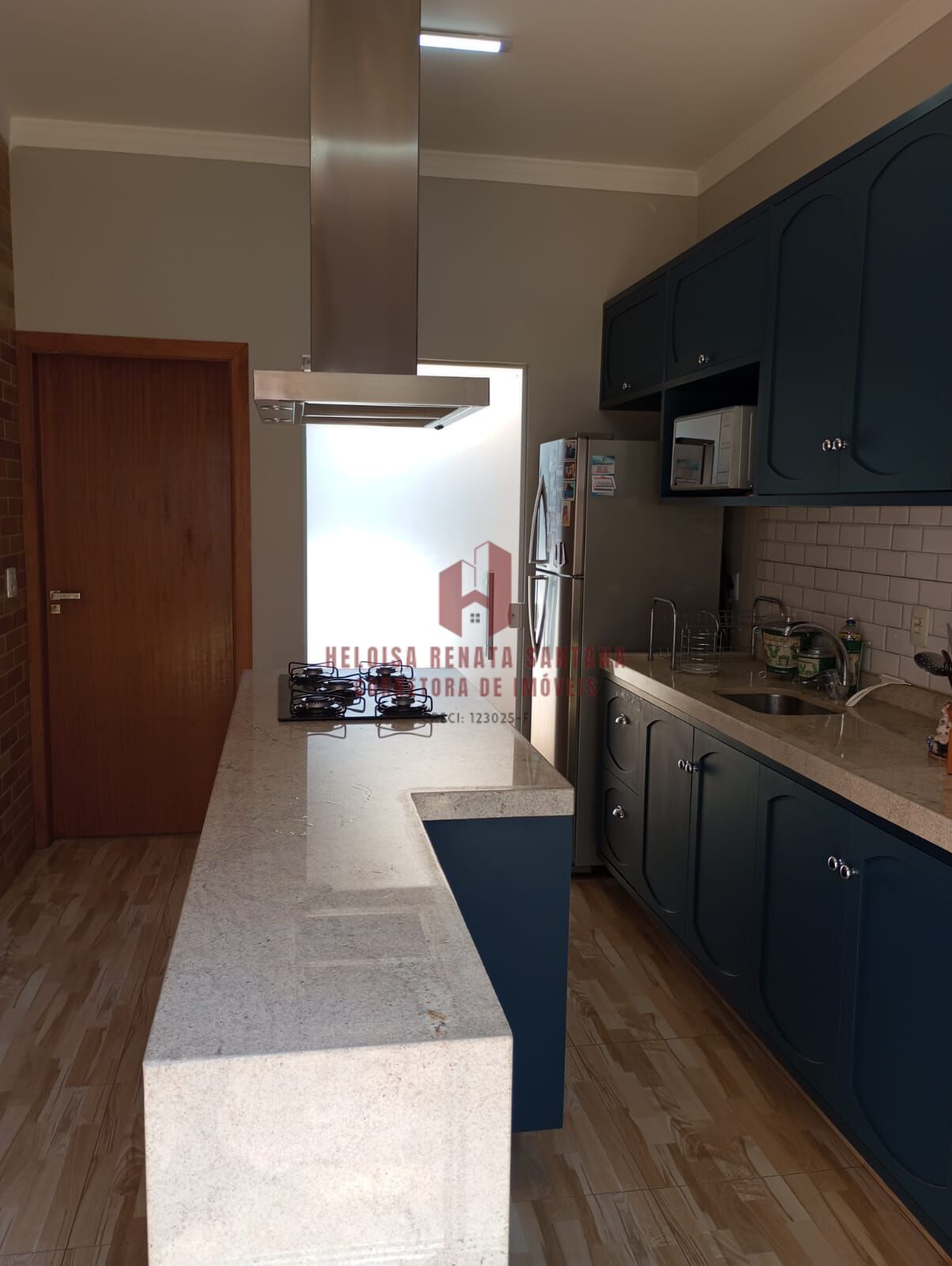 Casa com 3 quartos à venda, 120m² — foto 4 de 33