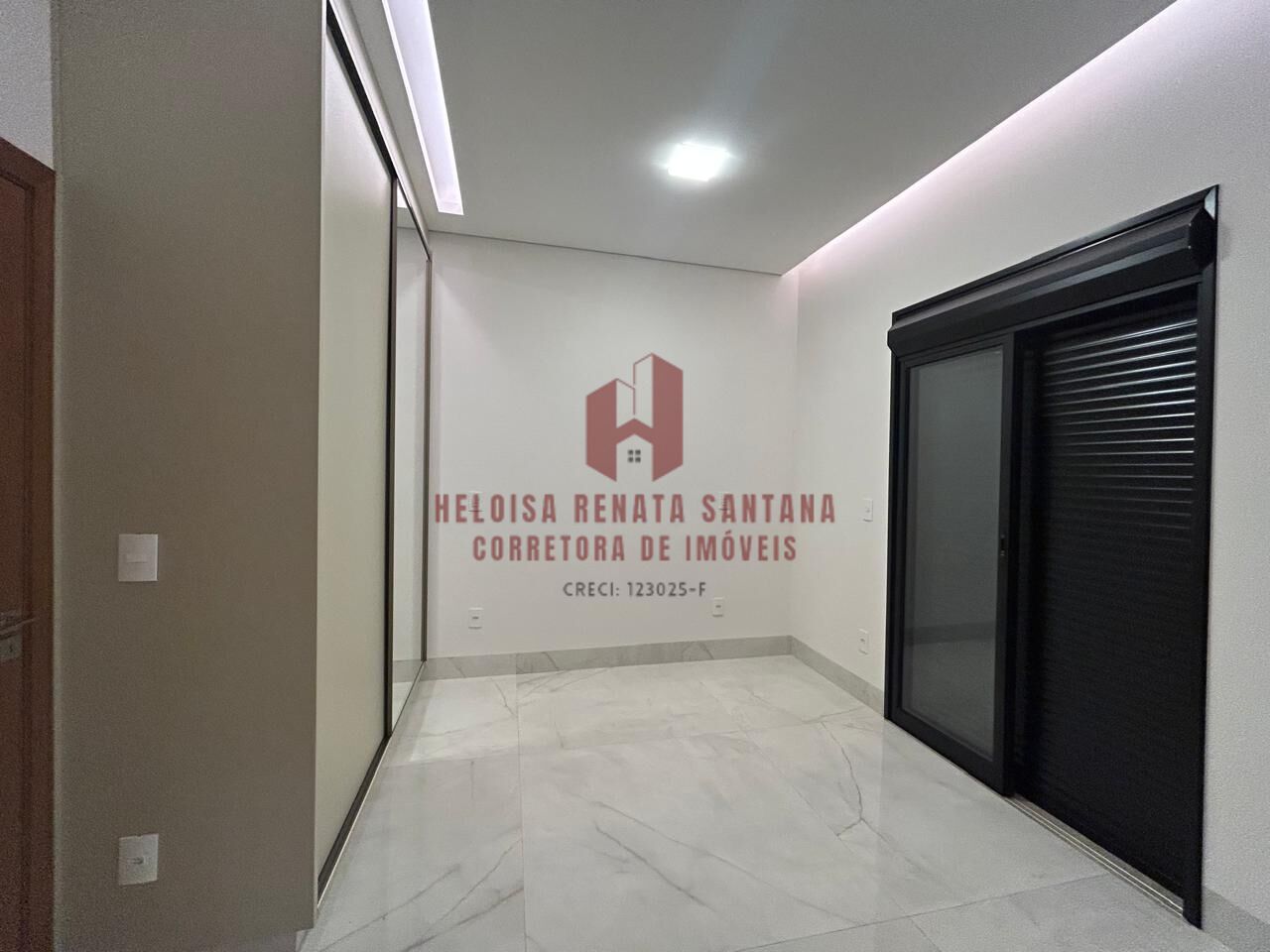 Casa de Condomínio com 3 quartos à venda, 263m² — foto 20 de 25