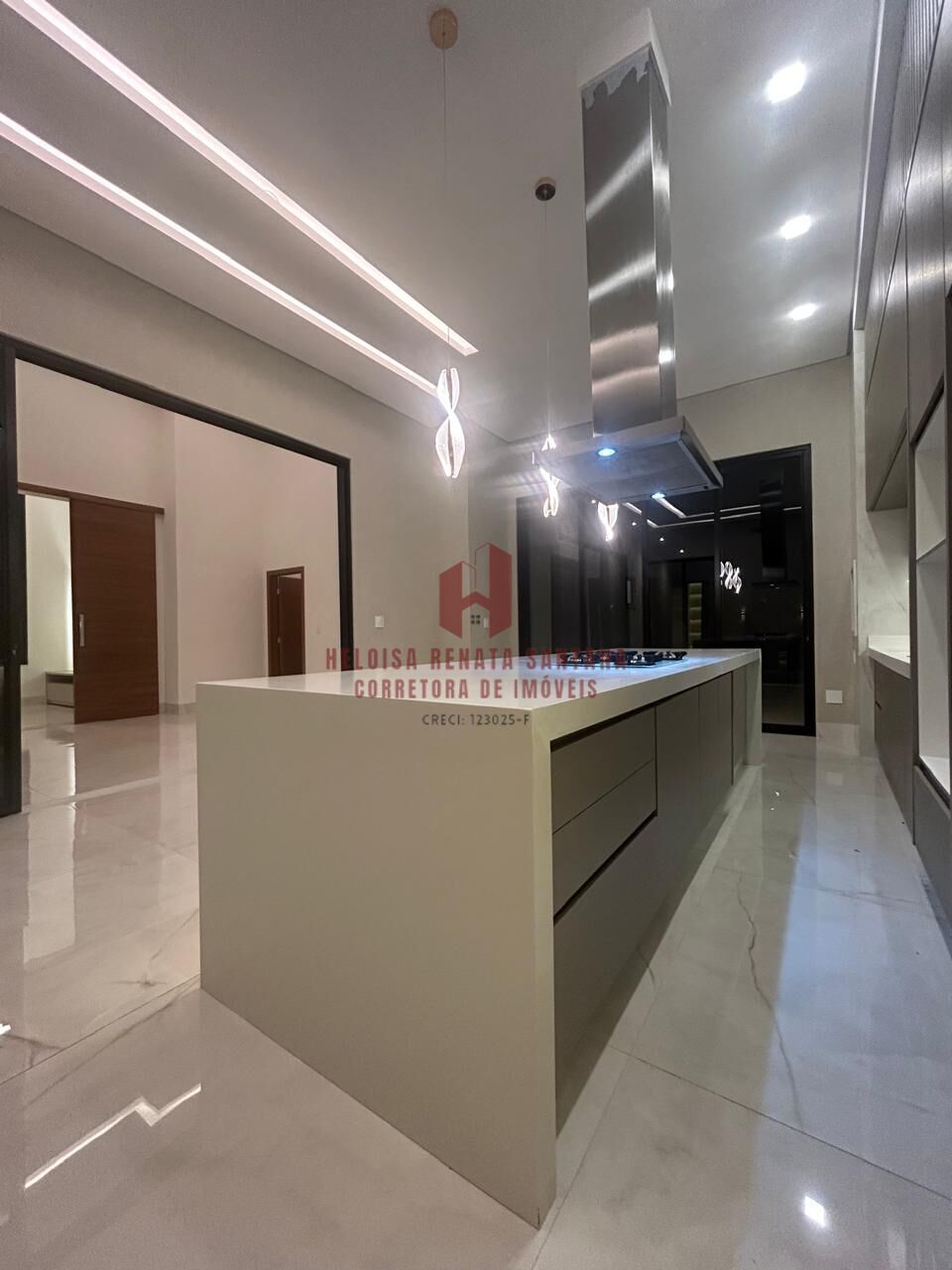 Casa de Condomínio com 3 quartos à venda, 263m² — foto 10 de 25