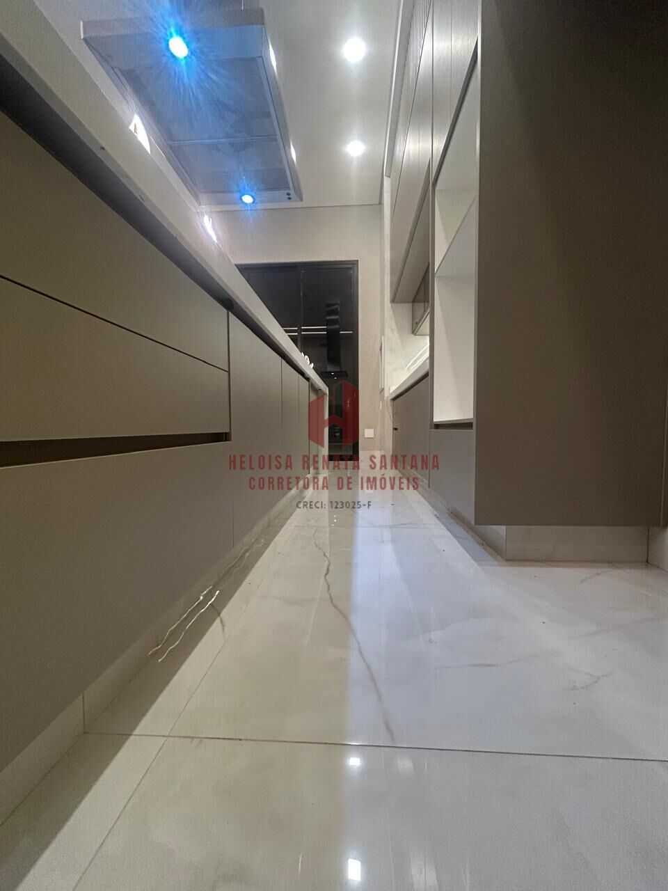 Casa de Condomínio com 3 quartos à venda, 263m² — foto 24 de 25