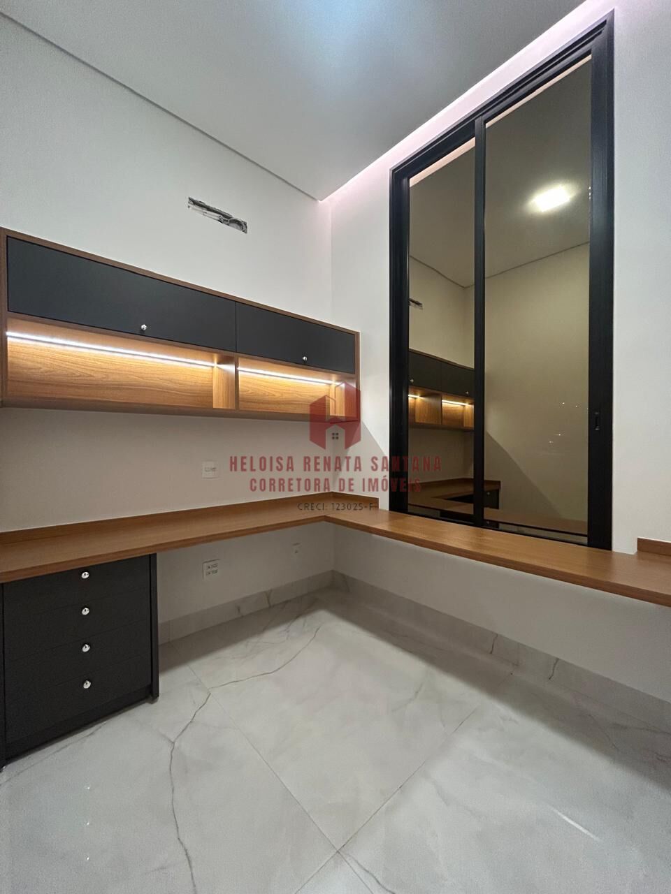 Casa de Condomínio com 3 quartos à venda, 263m² — foto 15 de 25