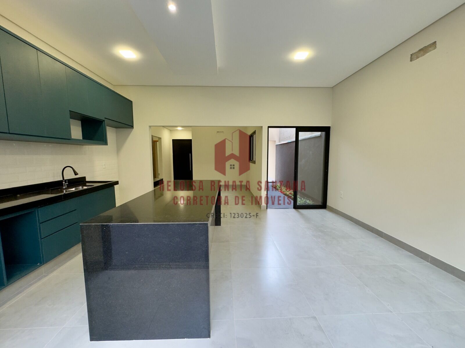 Casa com 3 quartos à venda, 120m² — foto 4 de 15