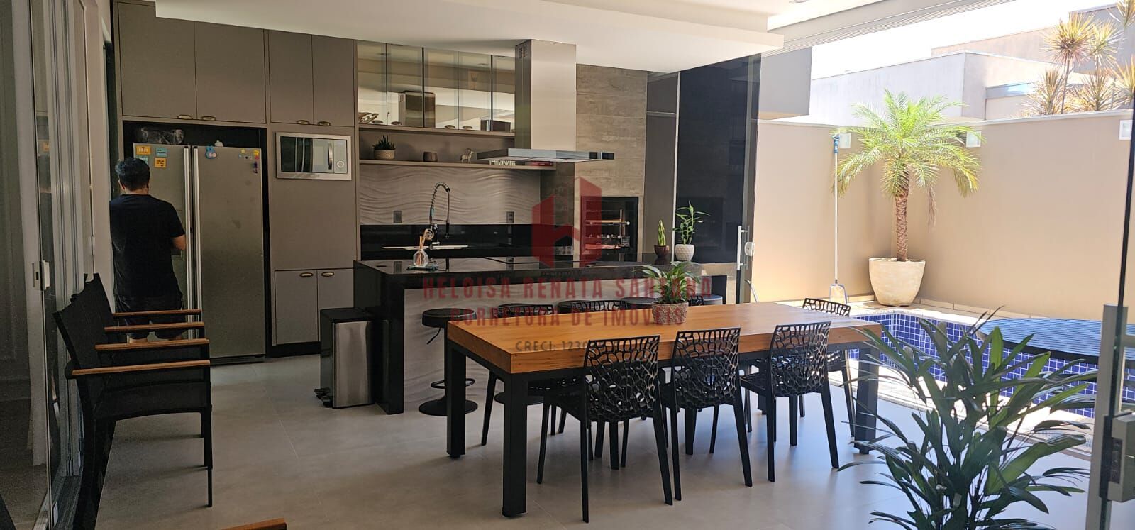 Casa de Condomínio com 3 quartos à venda, 300m² — foto 8 de 10