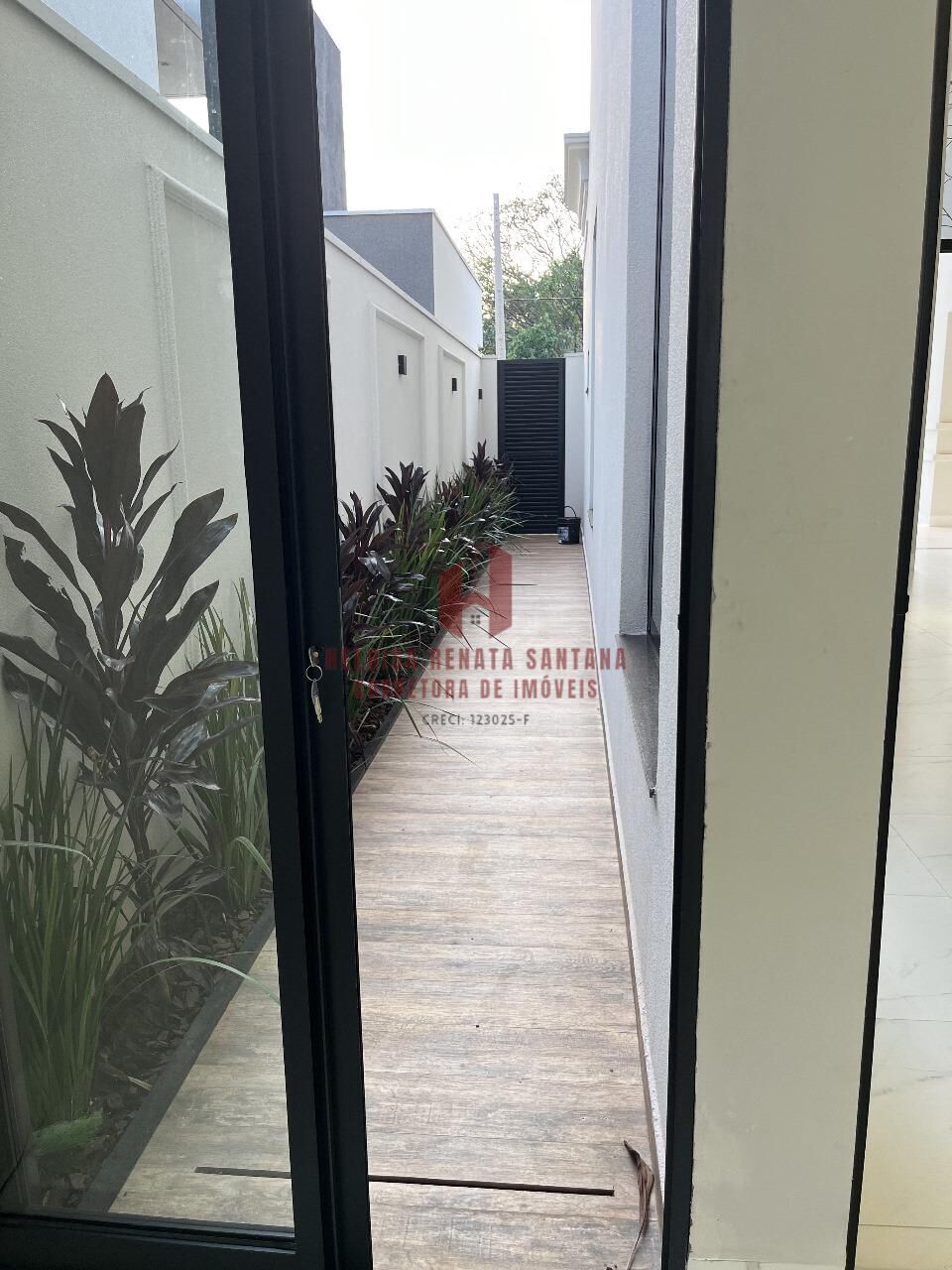 Casa de Condomínio com 3 quartos à venda, 220m² — foto 24 de 25