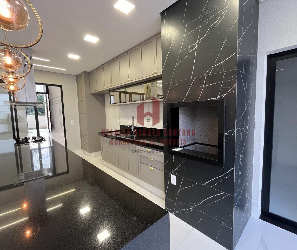 Casa de Condomínio com 3 quartos à venda, 220m² — foto 6 de 25