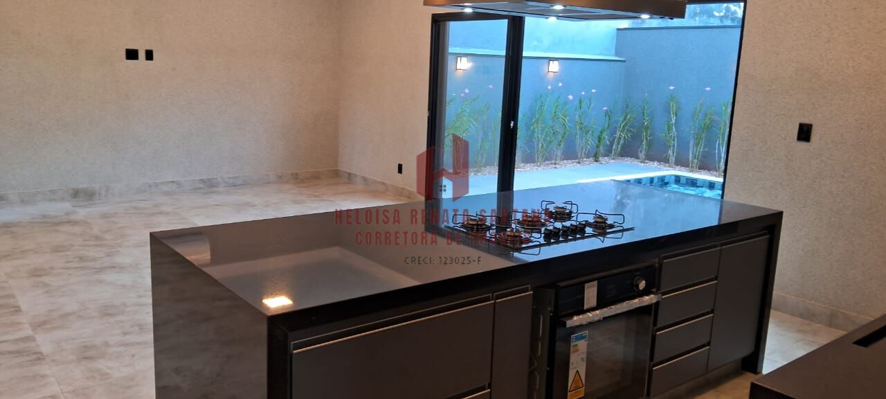 Casa de Condomínio com 3 quartos à venda, 210m² — foto 15 de 33