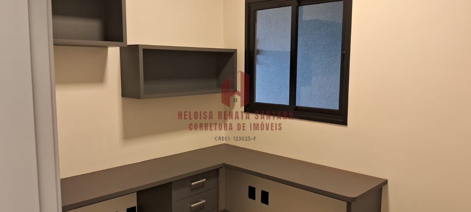 Casa de Condomínio com 3 quartos à venda, 210m² — foto 6 de 33