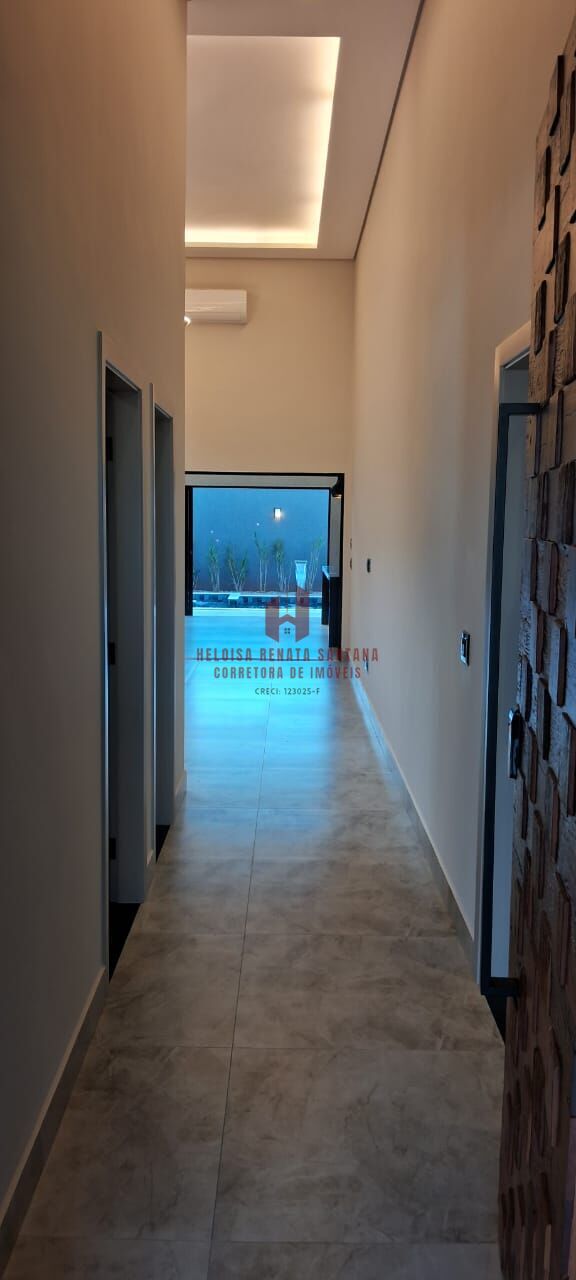 Casa de Condomínio com 3 quartos à venda, 210m² — foto 4 de 33