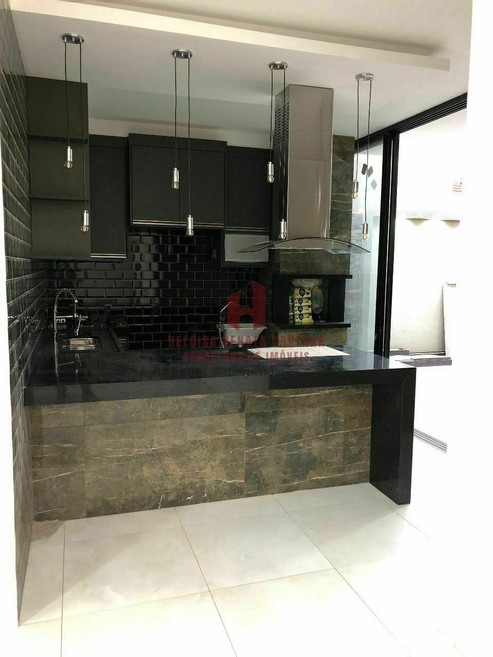 Casa de Condomínio com 3 quartos à venda, 156m² — foto 4 de 27